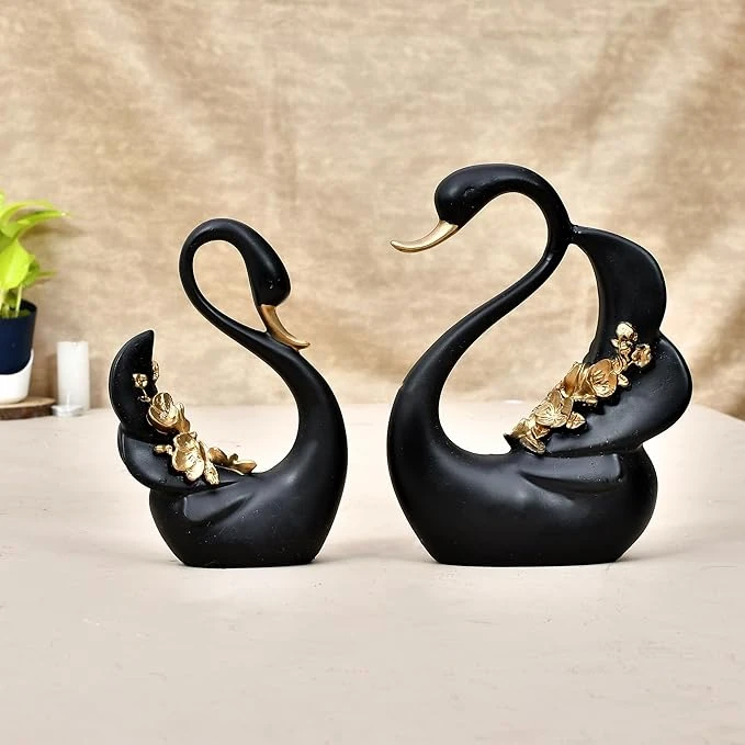 Elegant Swan Pair Sculpture for Home Decor - Handcrafted Decorative Figurine for